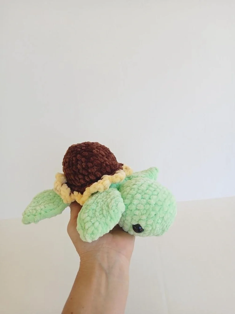 Crochet sunflower turtle handmade 7 inch plushie - Picture 2 of 8